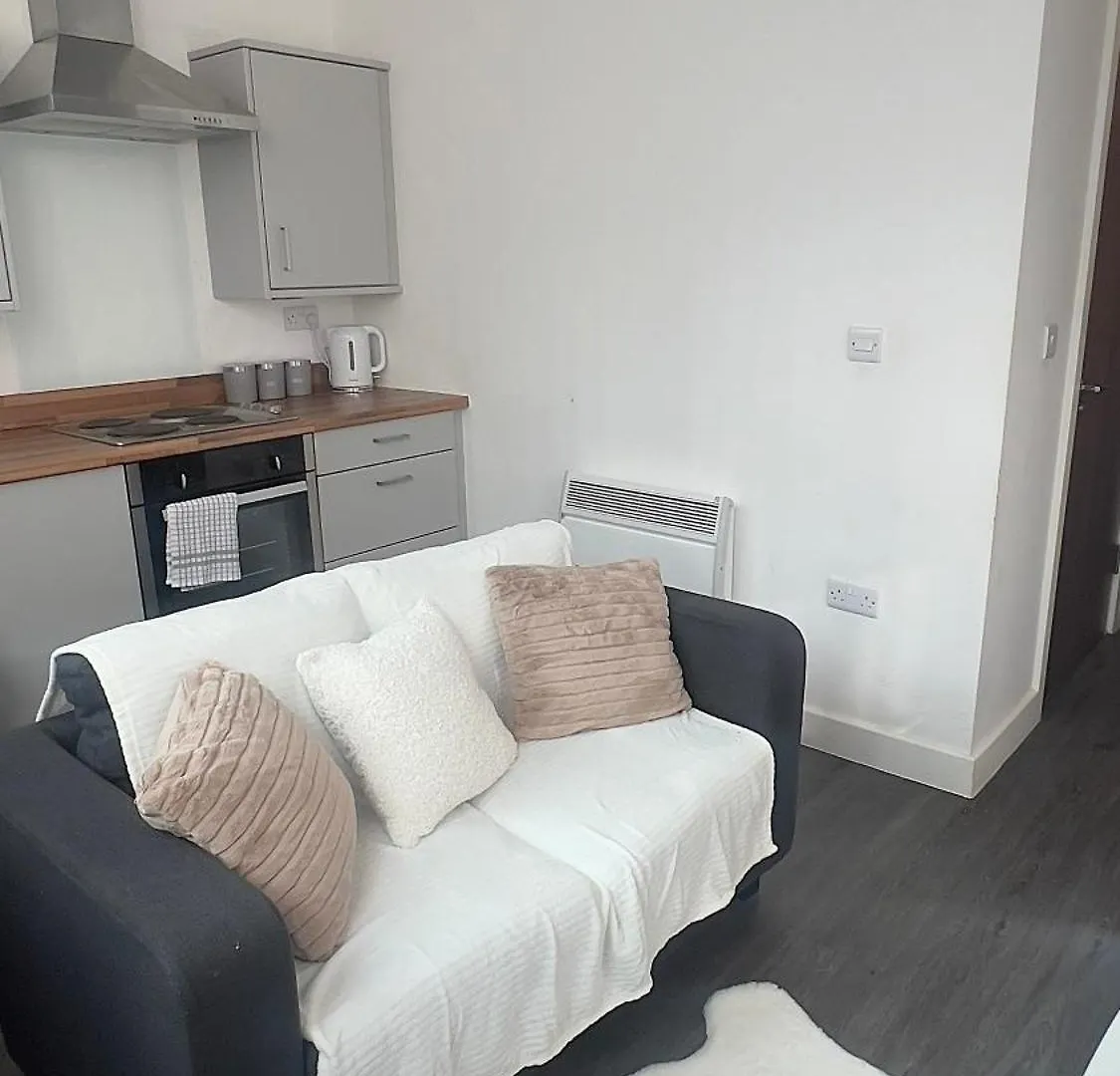 Double Bed Cosy Apartment, Near Train Station Stockport United Kingdom