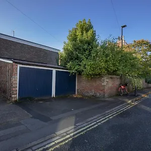 Plum Tree Retreat-free Parking , York United Kingdom