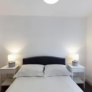 Hidden Gem Free Parking Wi -fi Courtyard , Cheltenham United Kingdom